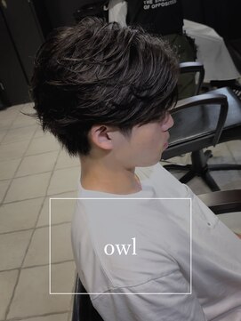 アウル 心斎橋(owl) フェザーパーマ×センターパート×中華ウルフ×黒髪ビジネスマン