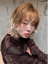 アジリ(agili)&nbsp;顔周り/ルーツカラー/レイヤー/ボブレイヤー/個性的/ホワイト