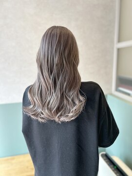 ルース(LOOSE) 【下田健太】ダブルカラーシルバーベージュグレージュ