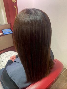 ジュリアンマーラ(Julien Mara) ビフォーあり★縮毛矯正/韓ドル風セミロング/オトナ女子/うねり