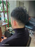 ツーブロック　黒髪