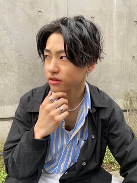 リープアルケー ヘアアンドヘッドスパ 錦糸町北口店(leap arche Hair&head spa) 刈り上げセンターパート/波巻きツイストスパイラル/錦糸町