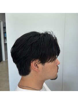 フイ 横浜センター北店(Hui) フェザーパーマ/グレーブルーカラー/刈り上げショートパンク