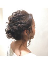 ノル(nol.)&nbsp;[toshi'sアレンジ]どこからみても動きのあるルーズアレンジ