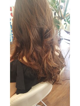 ムーン(MOON) MOON・ロングパーマstyle