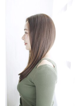 シュシュット(chouchoute) インナーカラーバタースパイラルセンシュアルショートカット/111