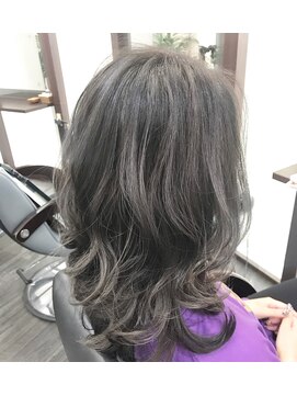 ココル(cocoru) 【cocoru】金子誠也  パールグレーアッシュ