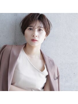 アニータバイガネイシャ(Aujua anita by ganesha) おしゃかわ☆ハンサムショート #髪質改善#長浜#ブリーチ