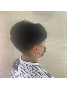 サロン Salon アイ アート センター分け メンズカット