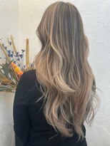 ロア インターナショナル 新宿店(LoA International)&nbsp;外国人風バレイヤージュカラー