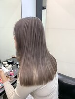小森谷,黒髪,グレーベージュ,レイヤーロング,前髪パーマe4