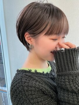 メロウ 神戸三宮(mellow) インナーカラー / ショートスタイル