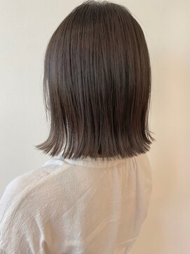 ロイ(Roi) 切りっぱなしボブ_外ハネボブ_結べるボブ20代30代40代_担当西村
