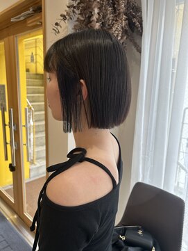 ヘアースイッチ(HAIR SWITCH) インナーカラー/切りっぱなしボブ