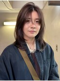 セミロングレイヤー_内巻きワンカール_ナチュラルブラウン