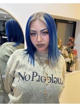 アルファバイオリカ(ALPHA by ORIKA) ベージュ×ブルーのルーツカラー