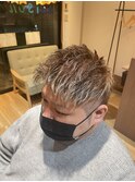 ブリーチ無しハイトーンモヒカンスタイル