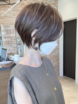 バンプ ギンザ(BUMP GINZA) 30代40代50代白髪染め銀座絶壁解消小顔くびれショートヘア伊