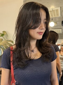 ナループロアボタン(Nalu pu loa BOTAN) 海外レイヤーカット/バタフライカット/かきあげ前髪