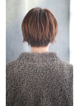 シュシュット(chouchoute) 大人ガーリーミディアムレイヤー似合わせカットダークアッシュ19