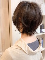 キャアリー(Caary)&nbsp;福山市 人気　丸み外ハネショートウルフCaaryピンク