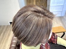 バンデヘアーデザイン(BANDE hair design)の雰囲気（【脱白髪染め・白髪ぼかしハイライト】白髪は活かしましょう♪）