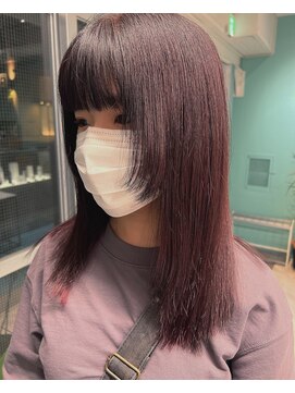 リーホリエ(Lee Horie) 顔まわりレイヤー×ブリーチなしレッドカラー