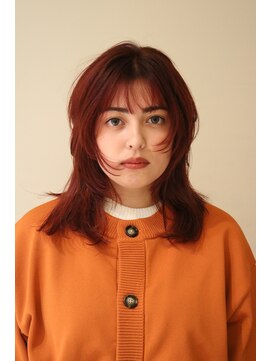 ビュートリアム 福岡(BEAUTRIUM) 顔まわりがポイントのミディアムレイヤーカット