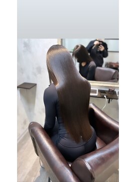 シシ 大宮(She 2.) プレミアム髪質改善