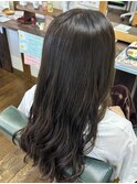 オリーブグレージュ