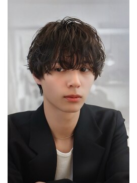 オーシャントーキョー 仙台(OCEAN TOKYO) 黒髪マッシュパーマ波巻きシャドウパーマ2ブロック韓国ウルフ