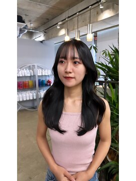 リラ バイ クオーレ(LIRA by CUORE) ～レイヤーカット～