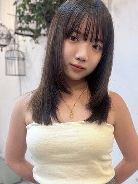 ソーイ(sowi) レイヤーカット×ベージュブラウンカラー@sowi_abe