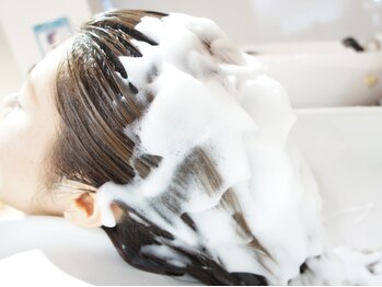 ソリッソ(sorriso)の写真/丁寧な施術に定評あり◎サロン帰りの様な仕上がりがお家でも簡単に！毎日最高のスタイルへ♪