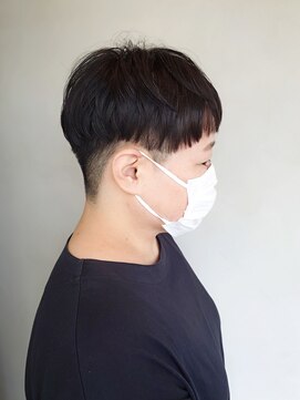 ラトリエコンタン(L´atelier Content) 30代40代50代おすすめ　刈り上げ×マッシュベリーショート