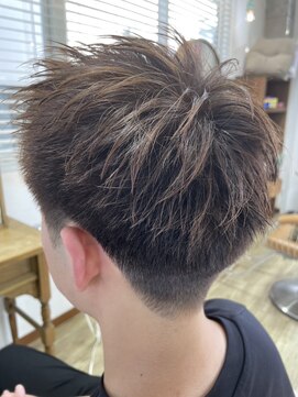 ヘアーメイク エクリュ(hairmake ecru) つんつんショート