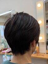 モナ(MONA)&nbsp;ハンサムショート