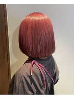 アズーア ヘアーアンドスパ(azure hair&spa) 透け感レッドブラウンボブ、ワンブリーチ