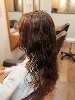 フリージア(freesia) 30代40代50代/大人パーマ/ゆるふわパーマ/明るめカラー