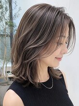 【白髪ぼかし】隠さない、活かす。白髪に悩まない。自然に溶け込むカラーへ♪