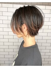 《LUNA hair》ショートヘア ショートボブ ショートレイヤー くびれショート