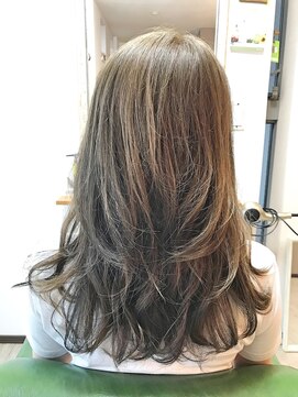 ブローチ ヘア(brooCH hair) ロング