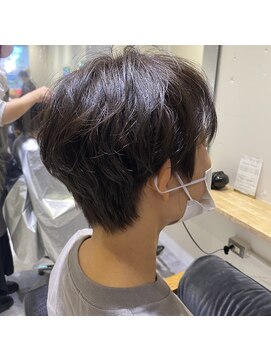 リタ(rita.) 耳周りスッキリショート◎荻原圭介