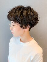 ソウ アオヤマ(SO aoyama)&nbsp;刈り上げ　ショート　マッシュ　ニュアンスパーマ　大人可愛い