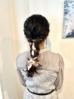 マリン(Marine)&nbsp;20代30代パーティヘアセットバンダナアレンジ