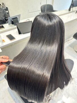 LAPISUTA 門前仲町 ヘアエステプレミアム【髪質改善美容院LAPISUTA門前仲町】
