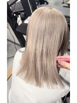 エス 天満扇町(esu)&nbsp;kr76ホワイトブロンド/ブロンドカラー/ミルクティーブロンド