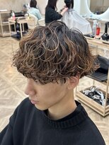 ラヴィズム 名駅店(LUVISM)&nbsp;名古屋/メンズカット/メンズパーマ/眉毛/波巻きスパイラル
