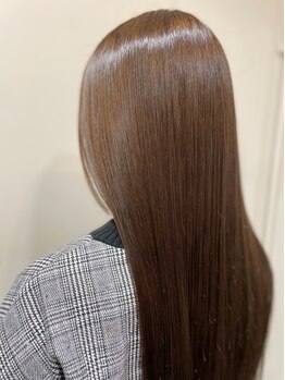ザザ(ZAZA)の写真/繰り返すカラーやパーマで傷んだ髪にも潤いを♪こだわりのトリートメントでうる艶髪へ[髪質改善/髪質再生]