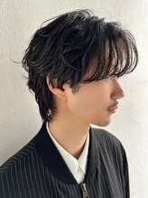 ナービス(NARVIS) 大きな毛流れが今っぽいフェザーパーマ